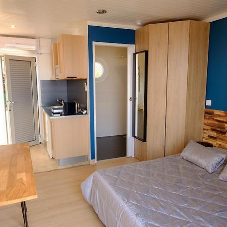 Studio climatisé île naturiste du Levant Hyères Extérieur photo